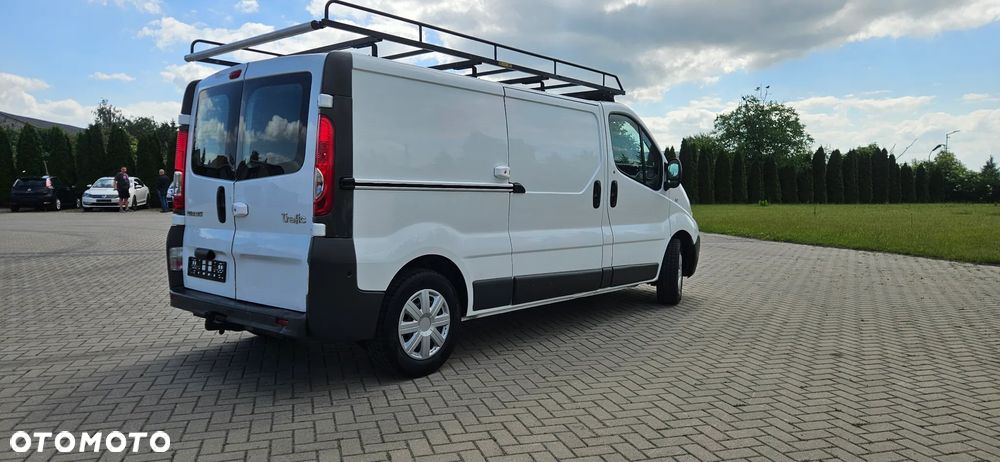 Renault Trafic - 10