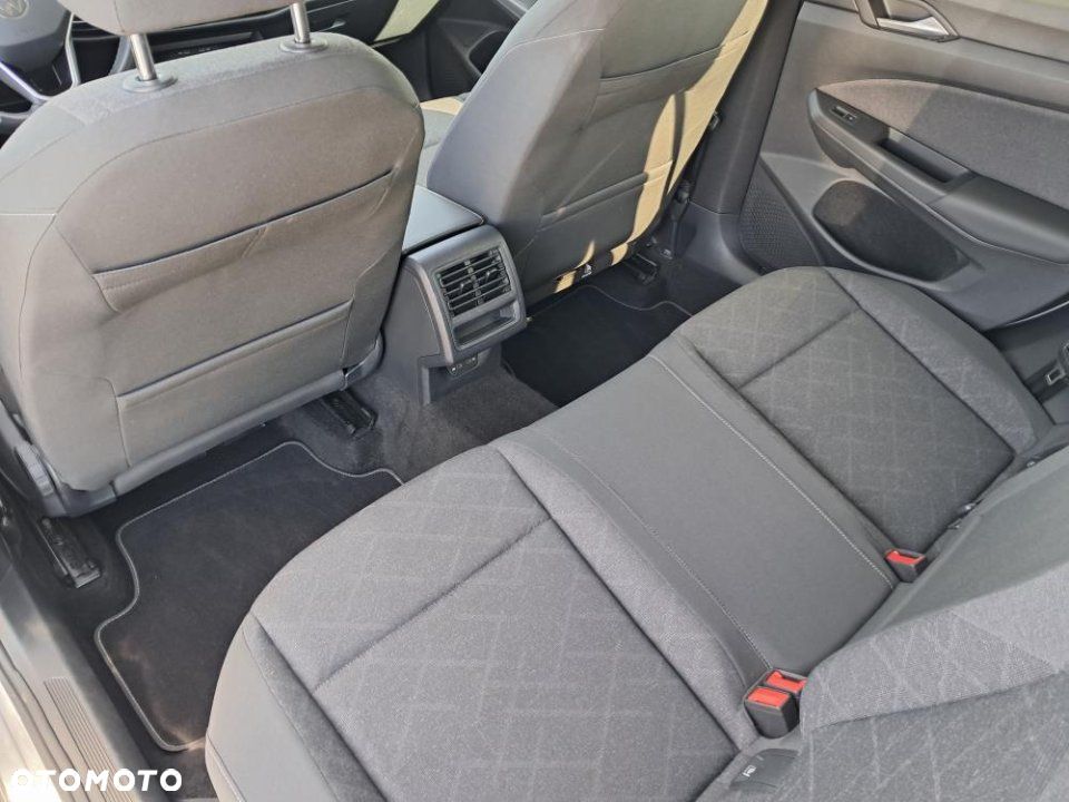 Volkswagen Golf - 16