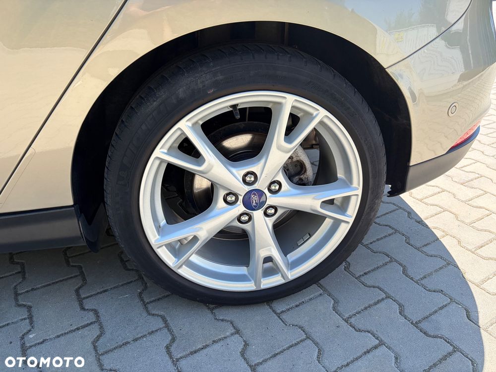 Ford Focus - 39