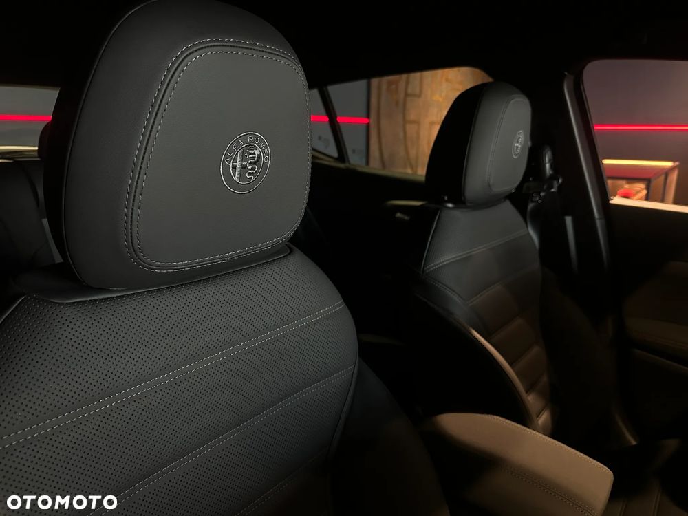 Alfa Romeo Tonale 1.5 T4 GSE mHEV Veloce DCT - 22