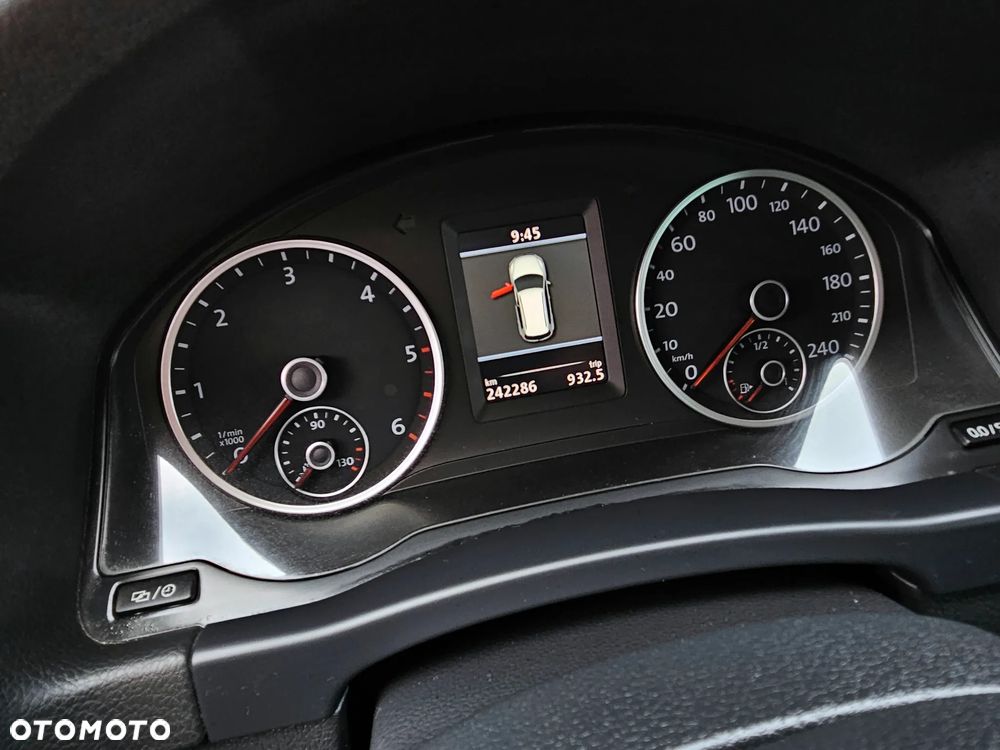 Volkswagen Tiguan - 19