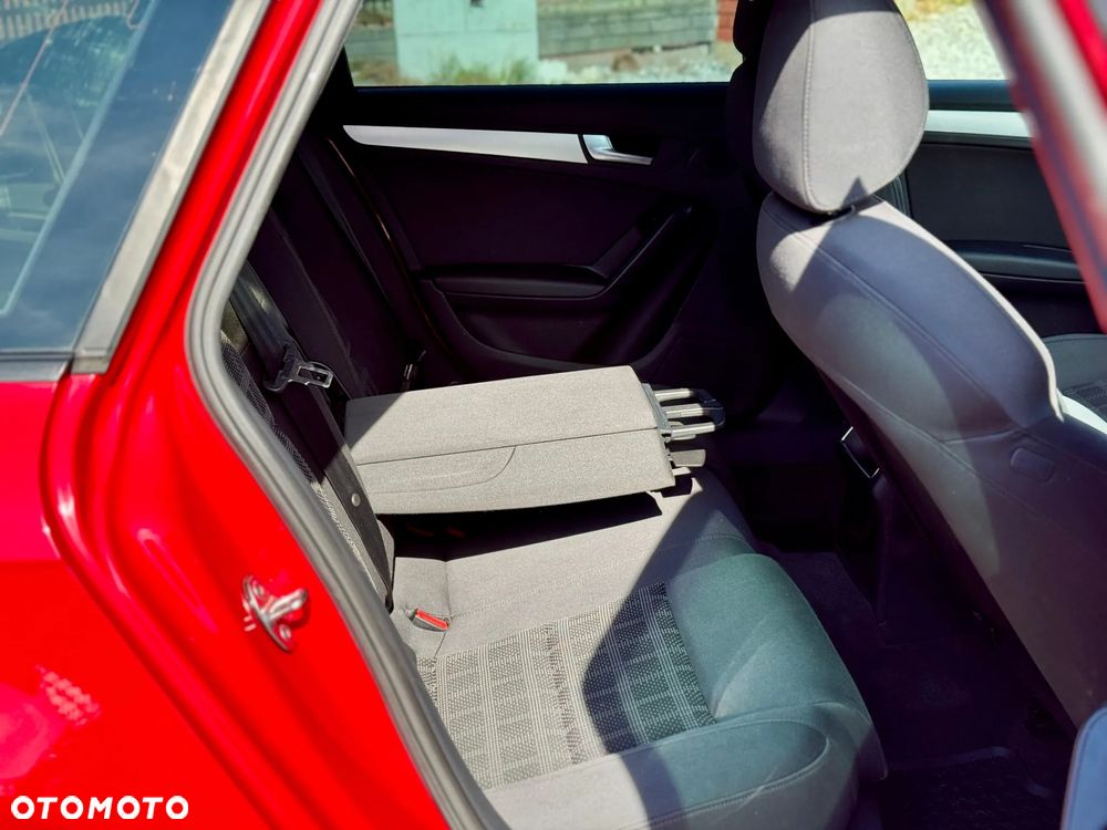 Audi A4 Avant 2.0 TDI e DPF S line Sportpaket - 34