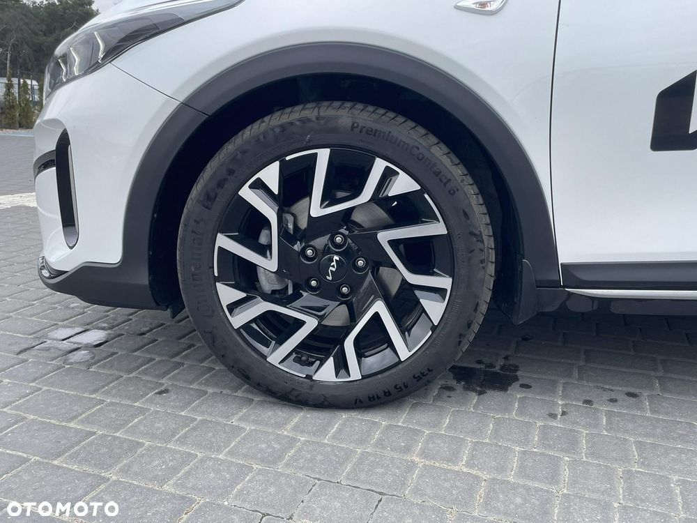 Kia XCeed - 18