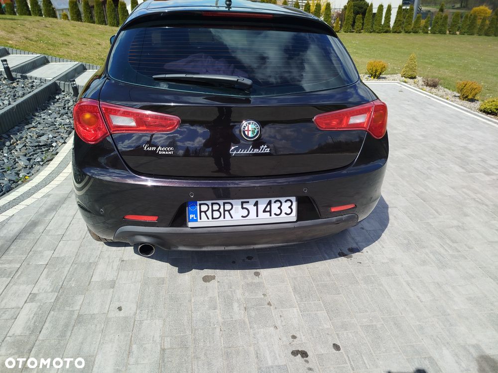Alfa Romeo Giulietta - 1
