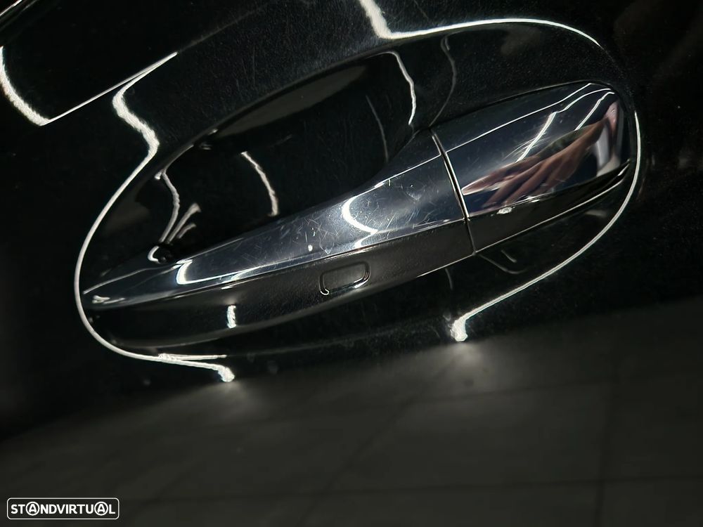 Mercedes-Benz A 250 e AMG Line - 28