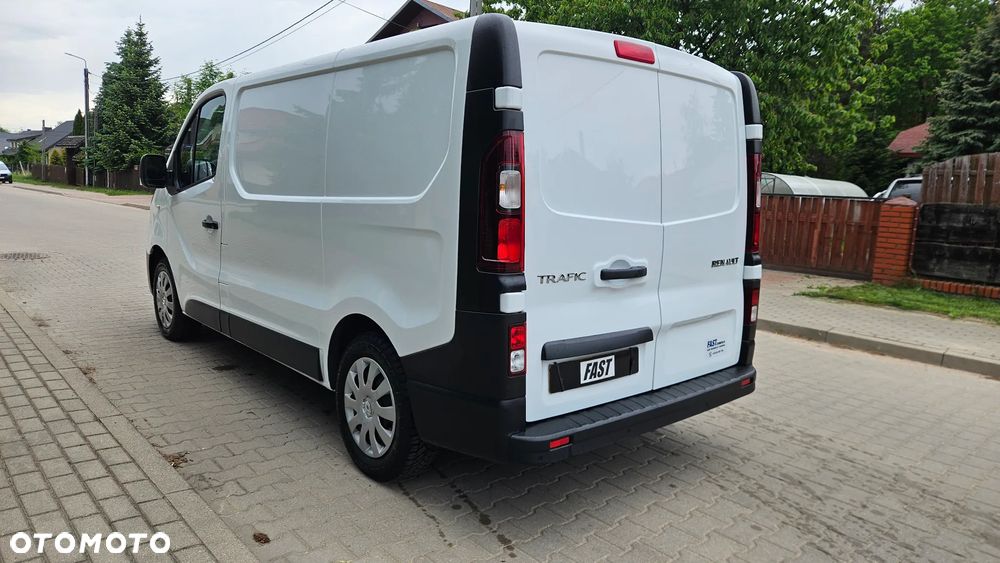 Renault TRAFIC - 6