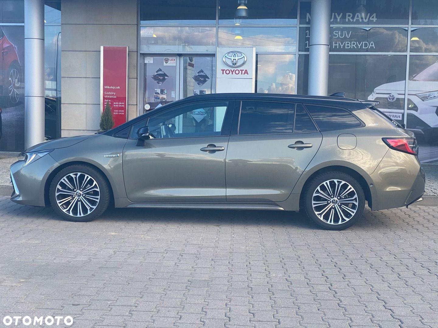 Toyota Corolla - 3