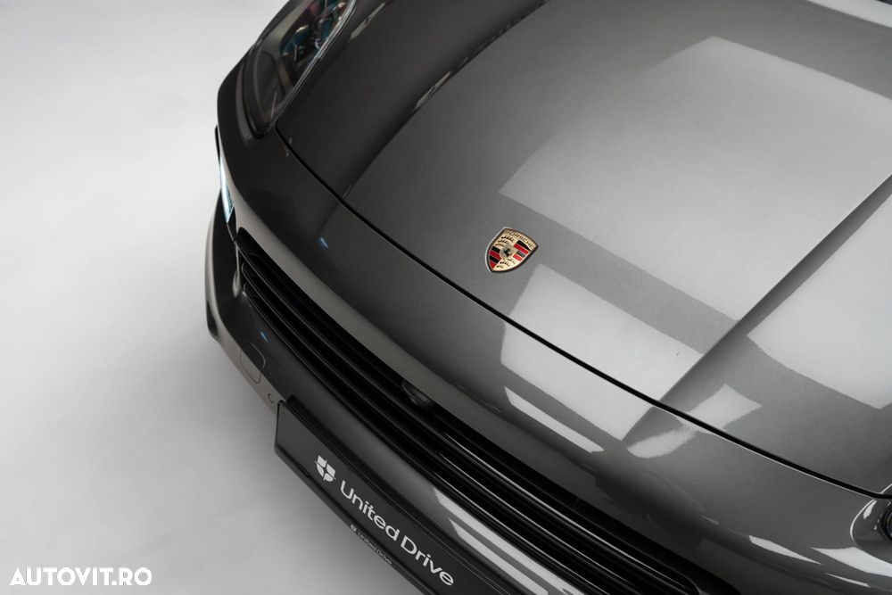 Porsche Cayenne Standard - 6