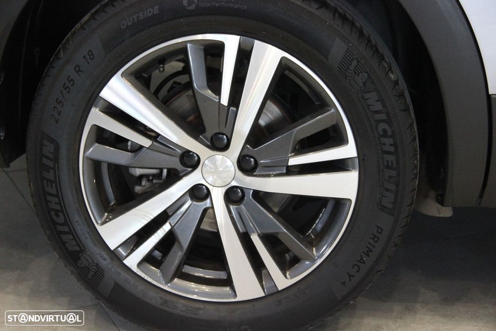 Peugeot 5008 1.2 PureTech Allure Pack EAT8 - 5