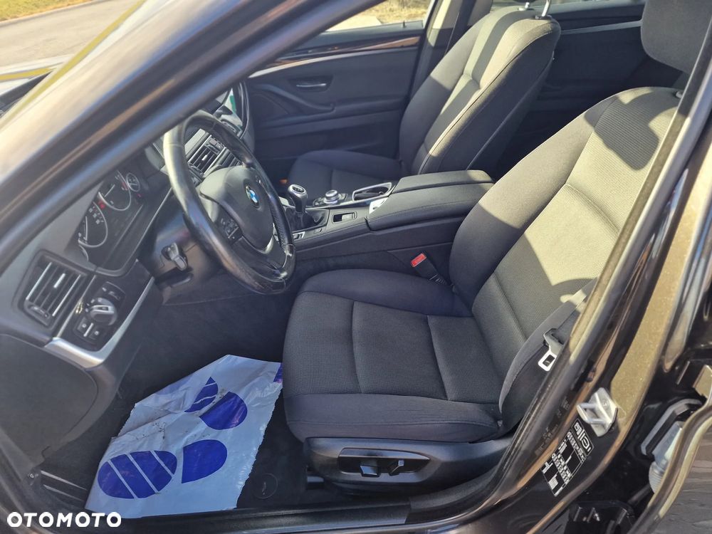 BMW Seria 5 518d - 18