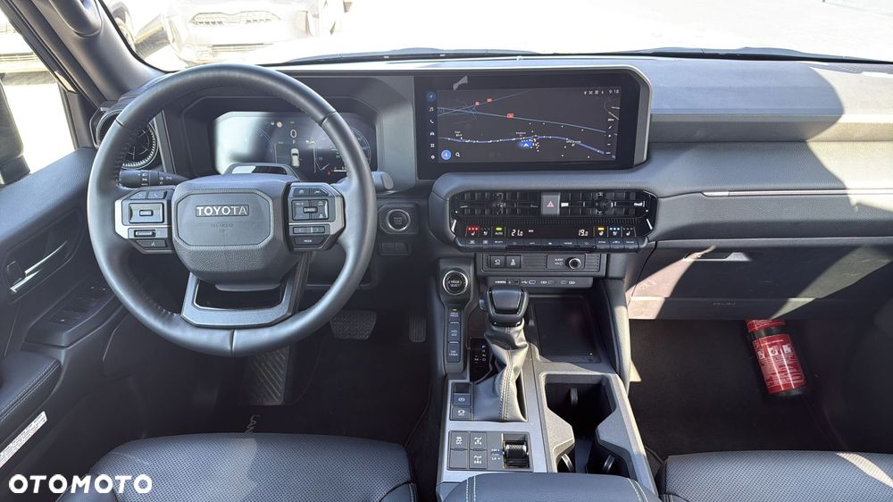 Toyota Land Cruiser LC 2.8 D-4D Invincible - 10