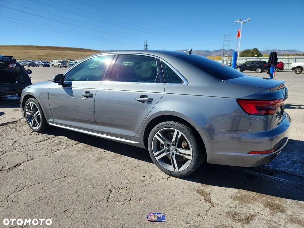 Audi A4 Limousine - 3