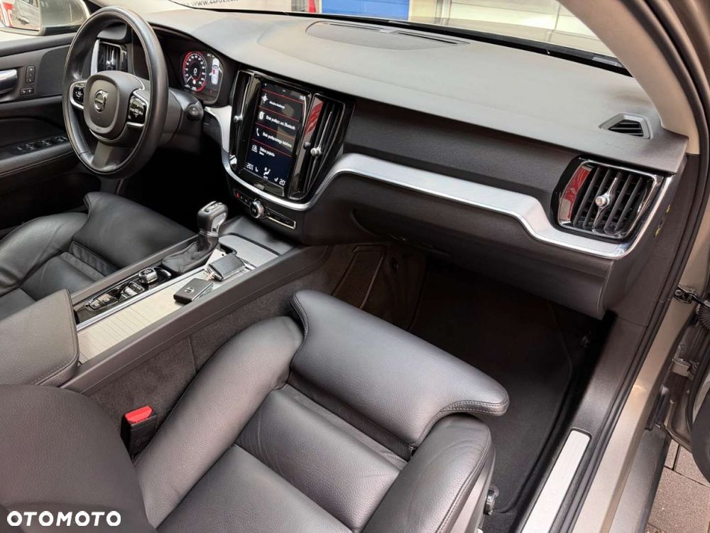Volvo V60 - 38