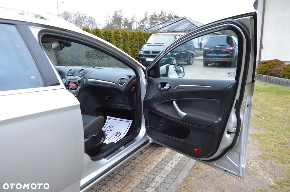 Ford Mondeo 2.0 TDCi Titanium S - 35