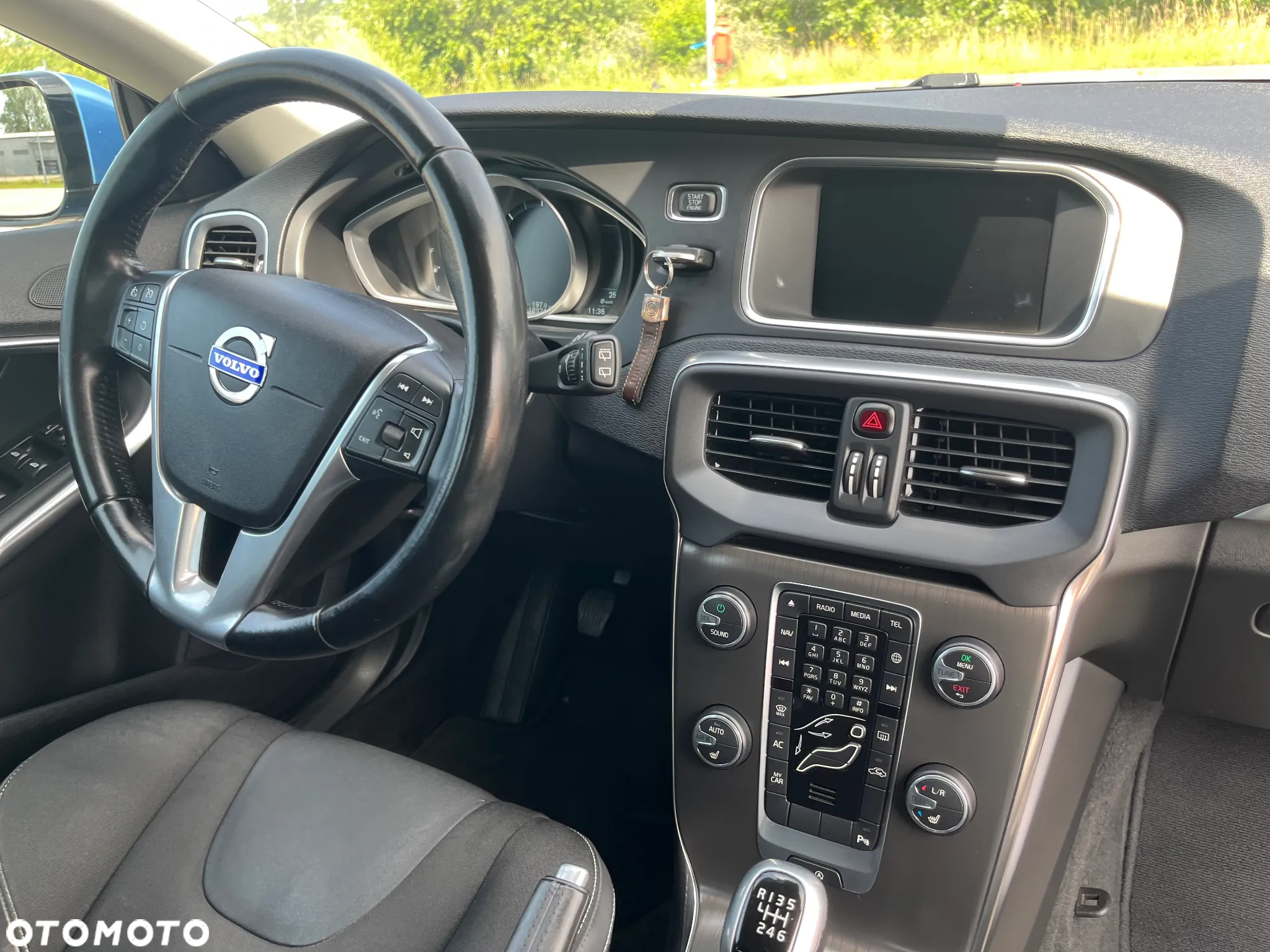 Volvo V40 D2 Momentum - 28