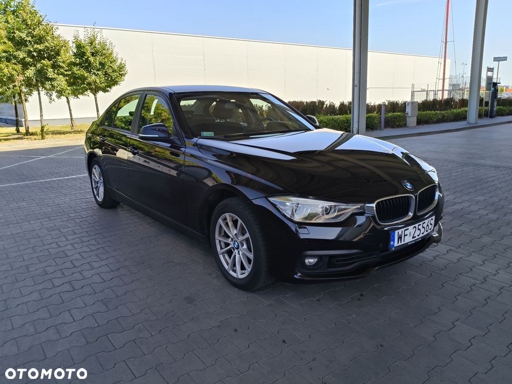 BMW Seria 3 318i - 7