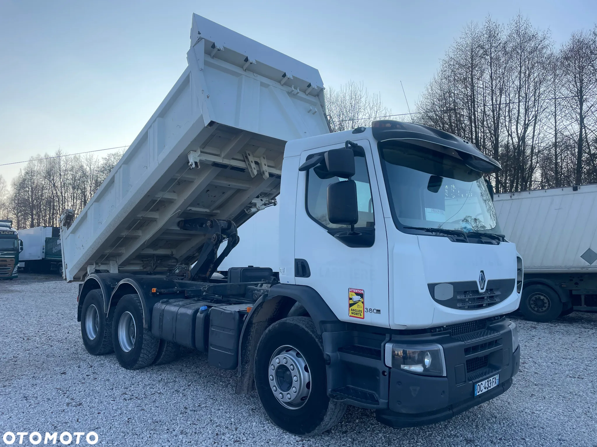 Renault Lander 6X4 - 2