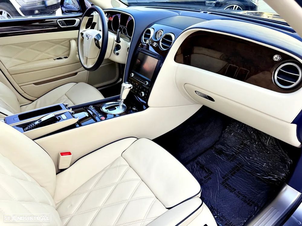 Bentley Continental Flying Spur 6.0 W12 - 28