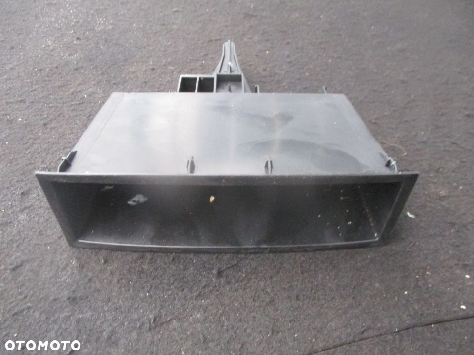 Schowek pod radio Peugeot 3008 - 1