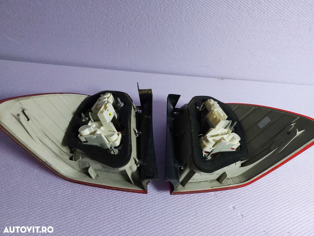 Stop stanga dreapta aripa cu LED BMW E91 LCI Facelift - 2