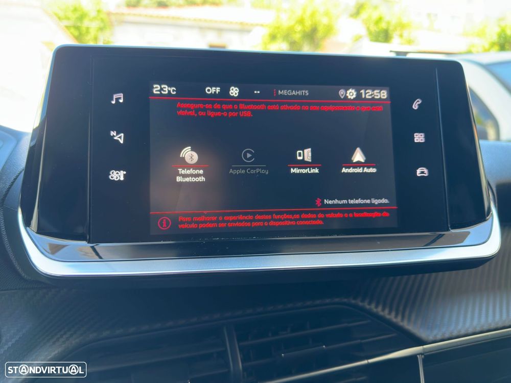 Peugeot 2008 1.2 PureTech Allure Pack EAT8 - 21