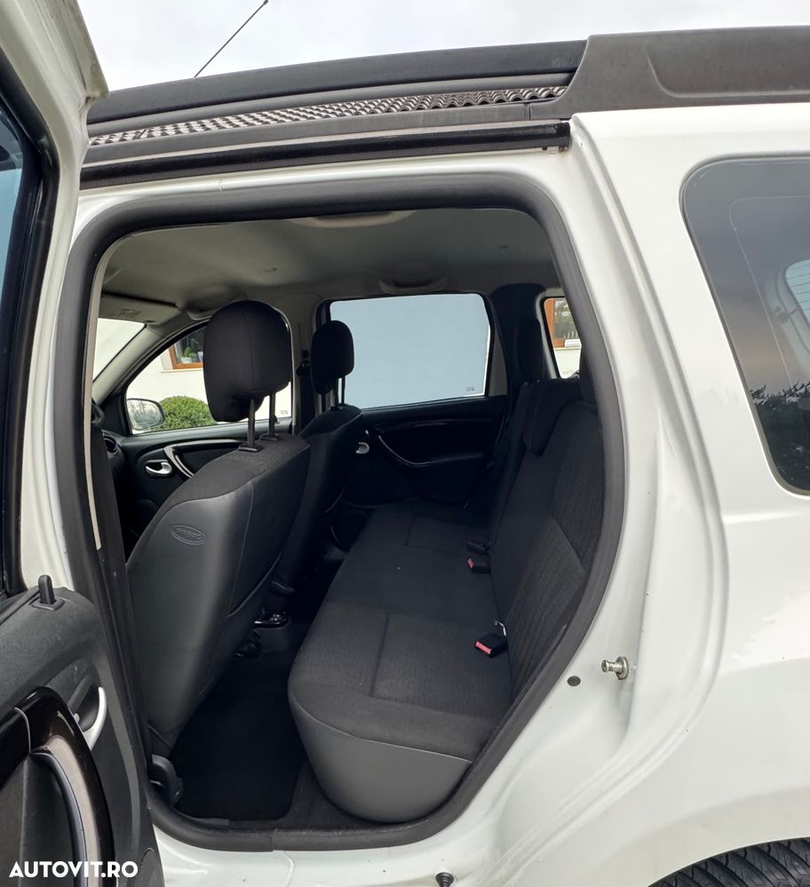 Dacia Duster dCi 110 FAP 4x2 Laureate - 6