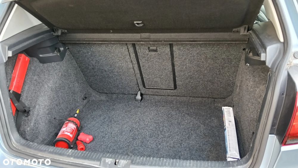 Volkswagen Golf 1.4 TSI Highline - 17