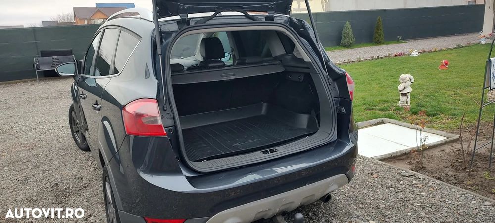 Ford Kuga 2.0 TDCi 2x4 Titanium - 12