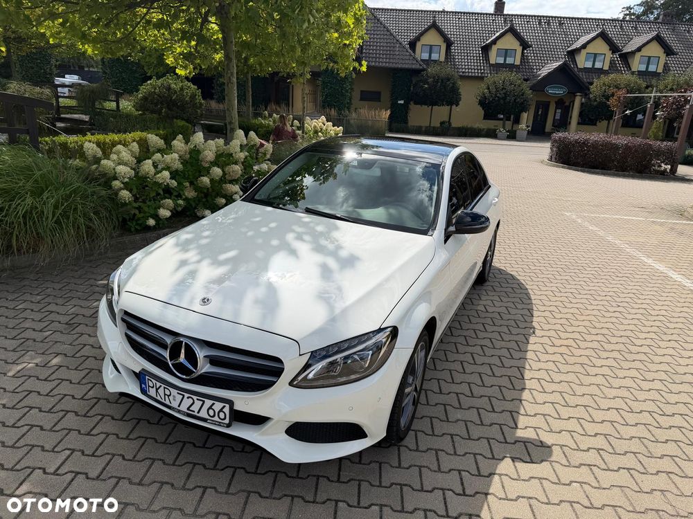 Mercedes-Benz Klasa C 200 7G-TRONIC Exclusive - 23