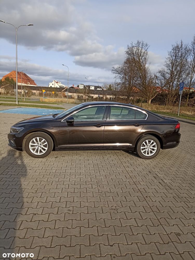 Volkswagen Passat 2.0 TDI EVO Business - 2