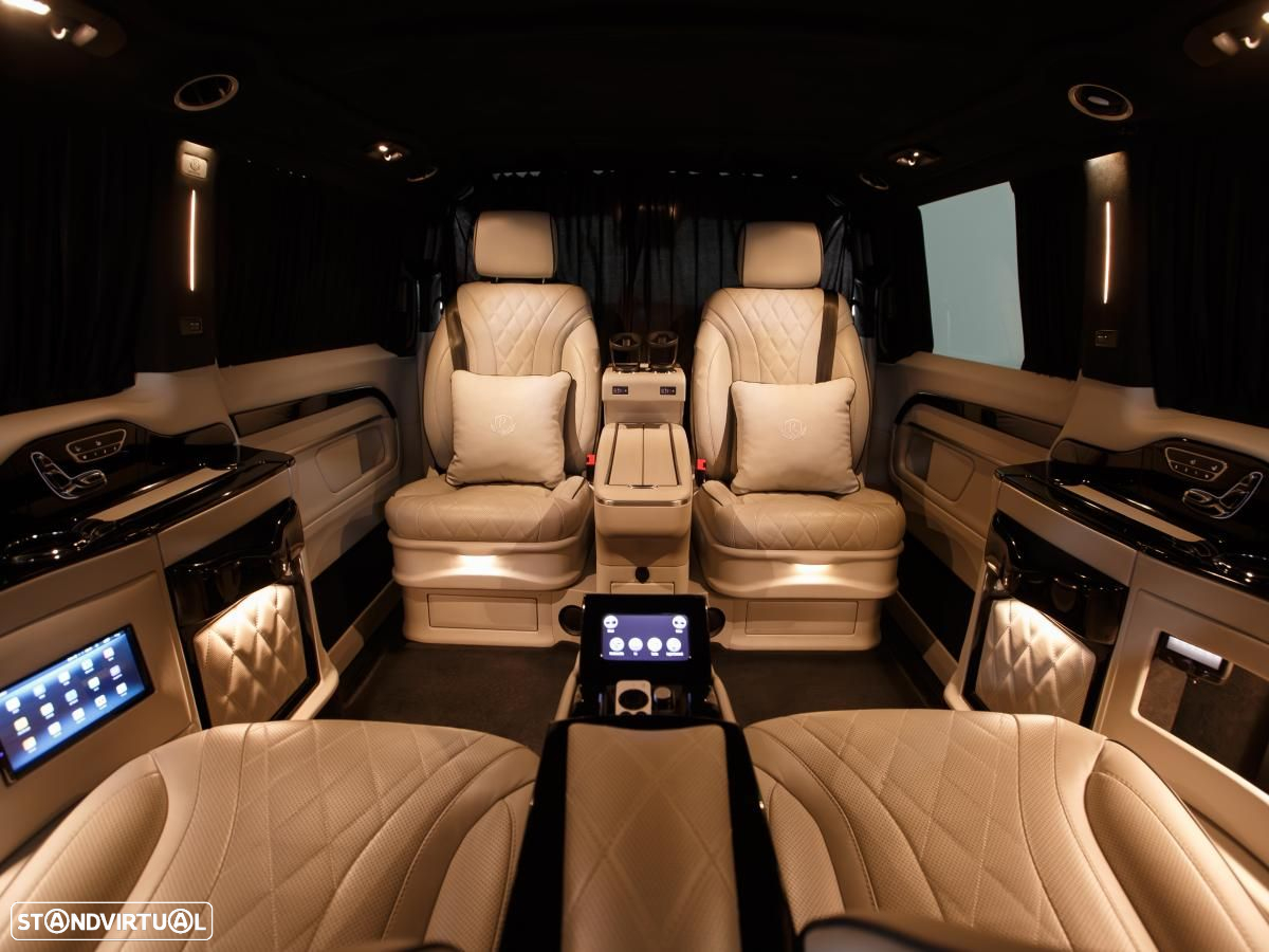 Mercedes-Benz V 300 d Longo Avantgarde - 16