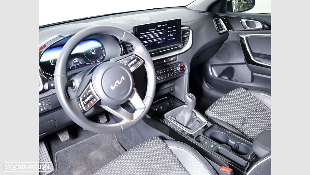 Kia Ceed 1.0 T-GDi Drive — fotografia 10