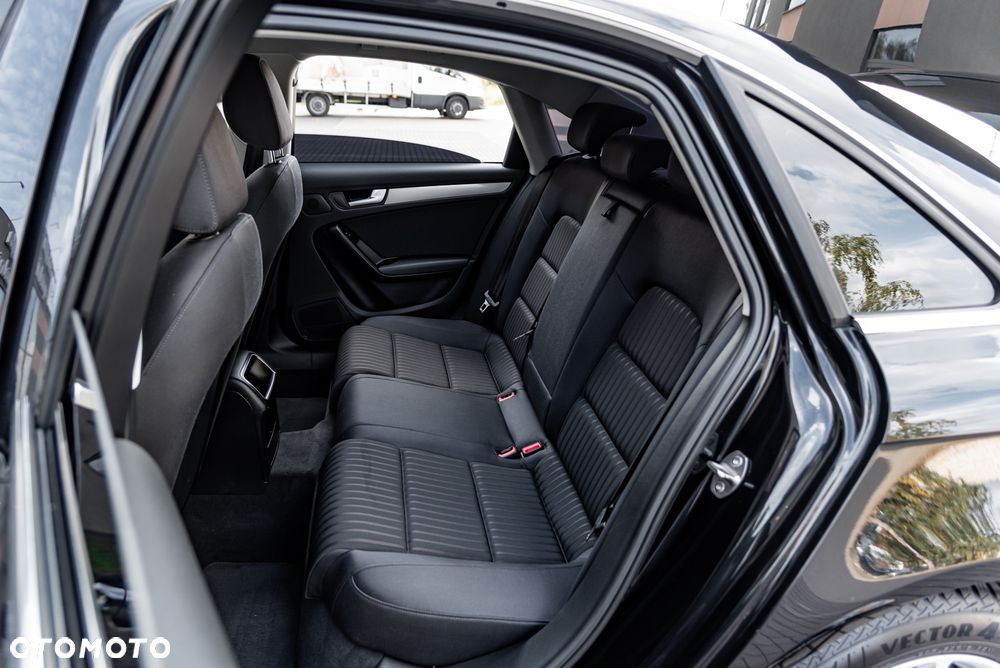 Audi A4 Limousine 1.8 TFSI Attraction - 21