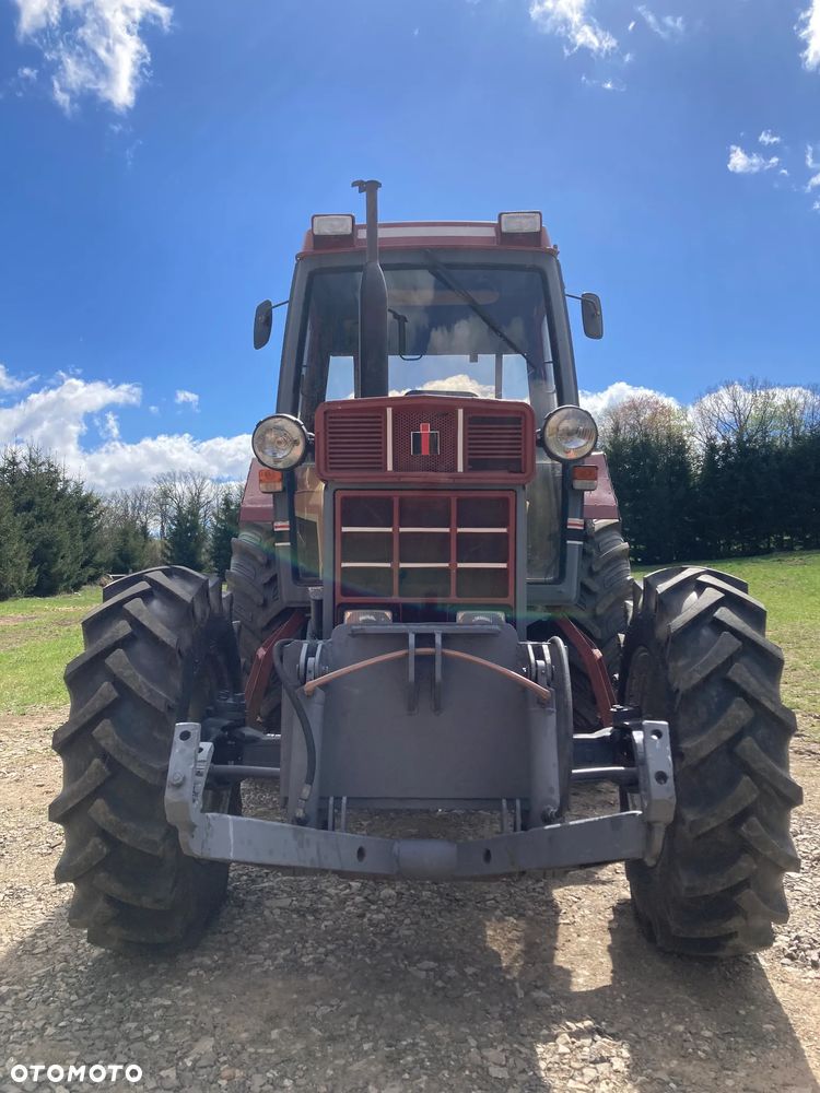 Case IH International 745 XL - 1