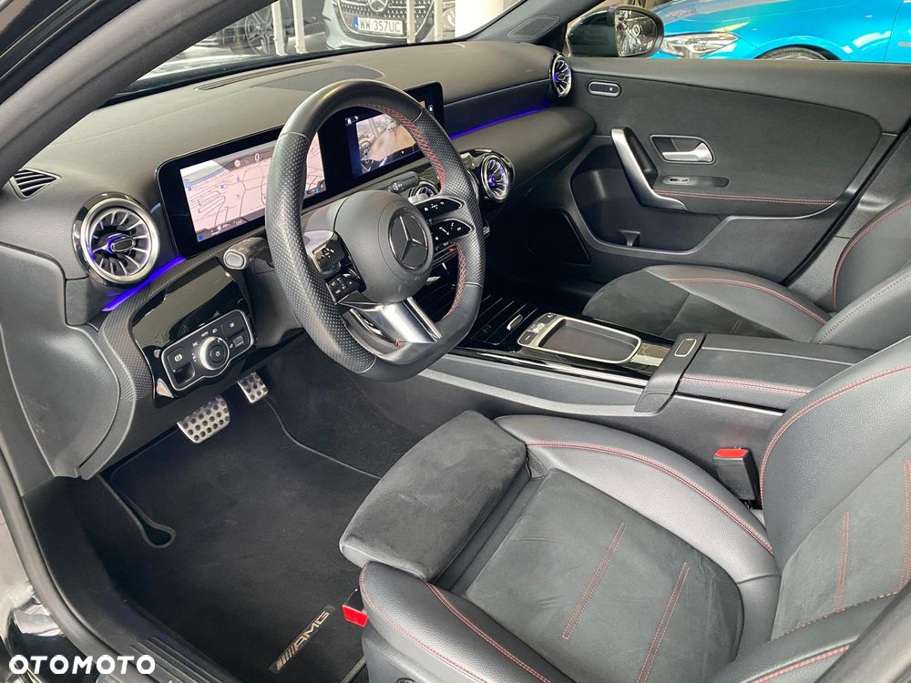 Mercedes-Benz Klasa A 200 d AMG Line 8G-DCT - 13