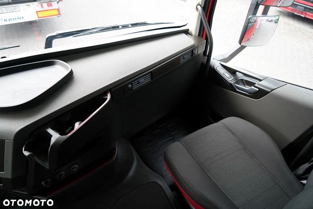 Volvo FH 460 / ZESTAW TANDEM / 120 M3 / PRZEJAZDOWY / KLIMA POSTOJOWA / PO ZŁOTYM KONTRAKCIE / 2021 ROK / - 33