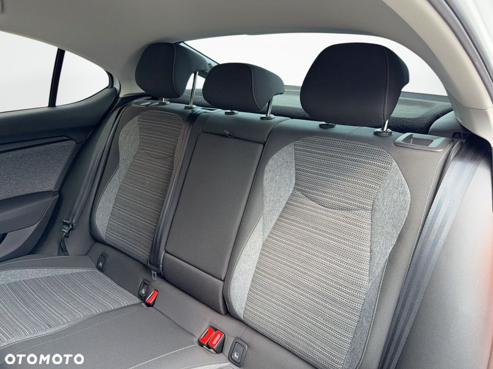 Skoda Superb 2.0 TDI SCR 4x4 Selection DSG - 33