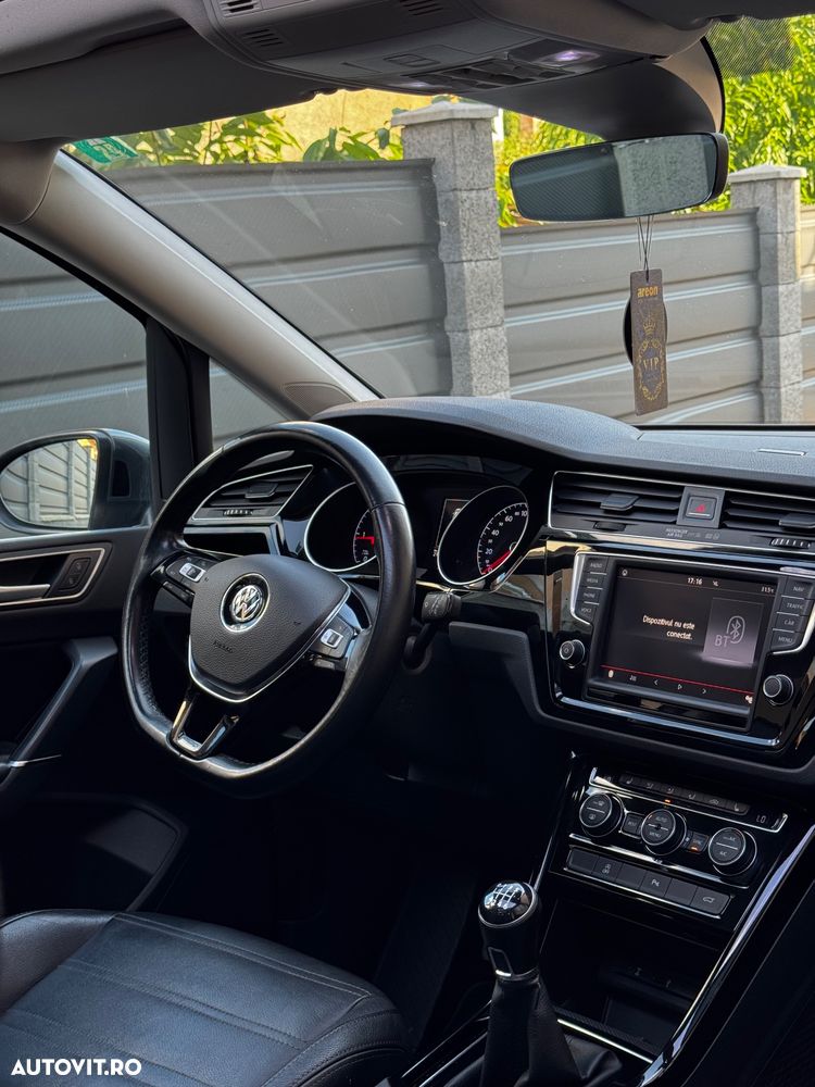 Volkswagen Touran 2.0 TDI Highline - 7