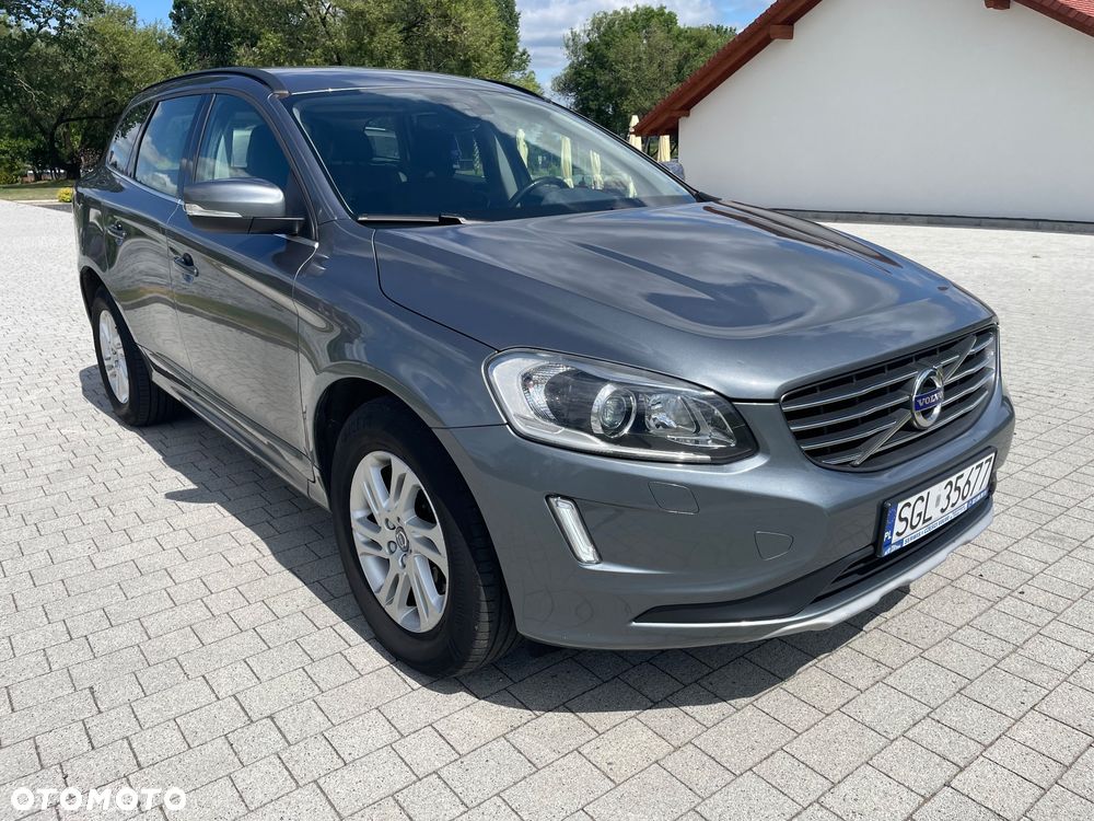 Volvo XC 60 D4 AWD Momentum - 3