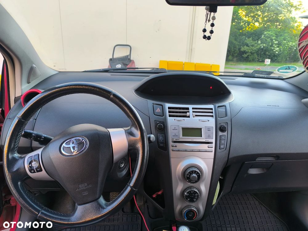 Toyota Yaris 1.0 Life - 9