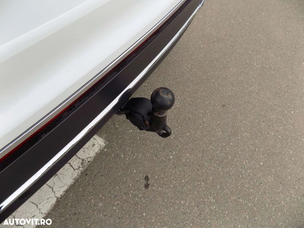 Volkswagen Tiguan 2.0 TDI SCR 4MOTION DSG Elegance - 34