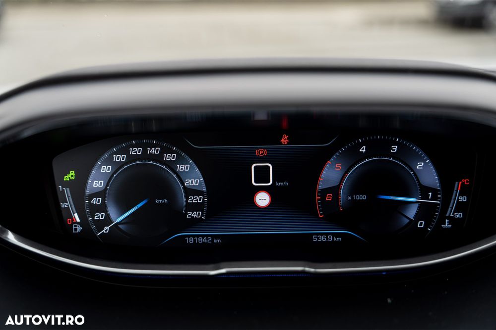 Peugeot 3008 BlueHDi 130 Stop & Start Allure - 22