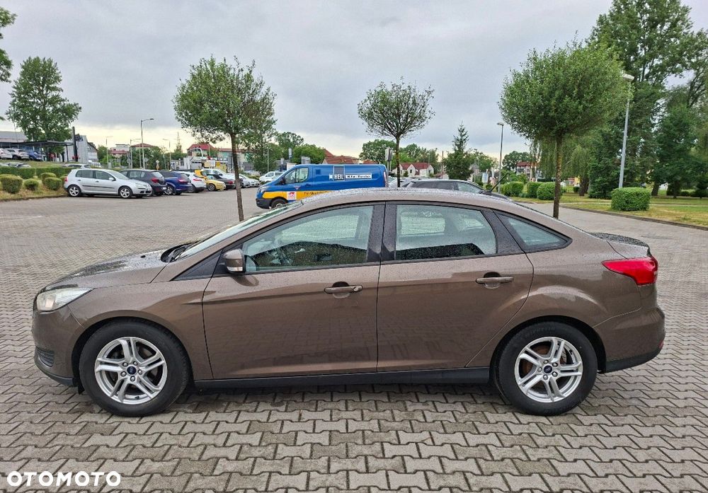 Ford Focus - 11