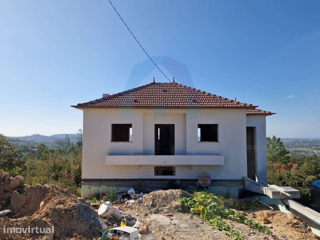 Moradia em Construção - Vila Cã - Grande imagem: 3/13