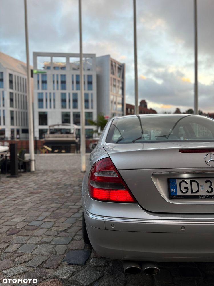 Mercedes-Benz Klasa E 240 Elegance - 5