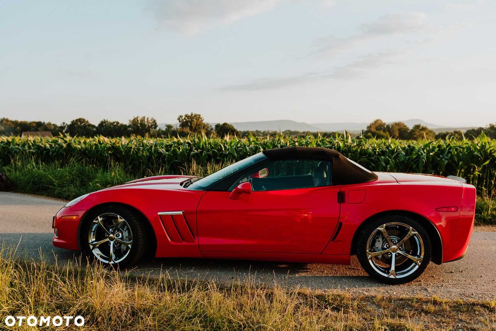 Chevrolet Corvette - 3