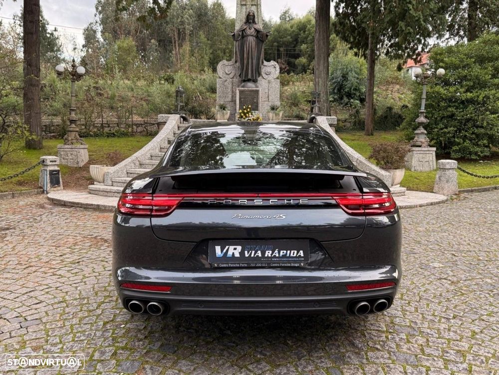 Porsche Panamera 4 S - 6