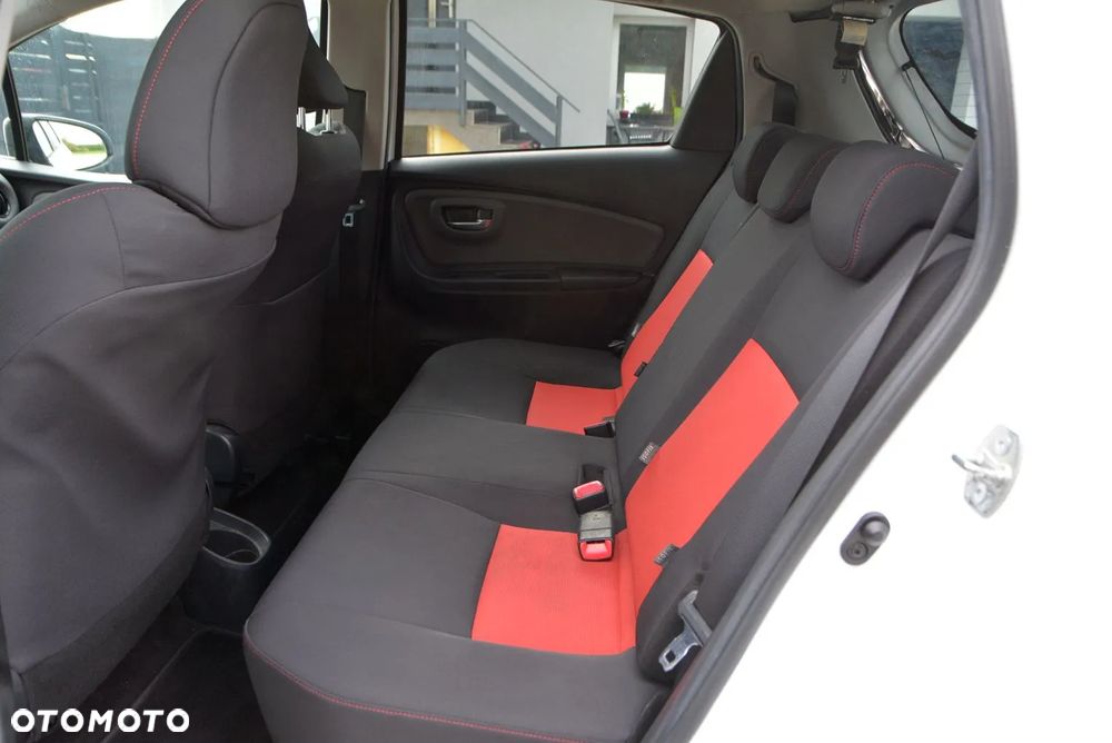 Toyota Yaris - 6