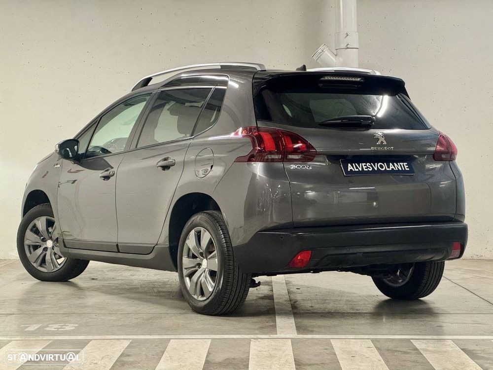 Peugeot 2008 1.2 PureTech Style - 34