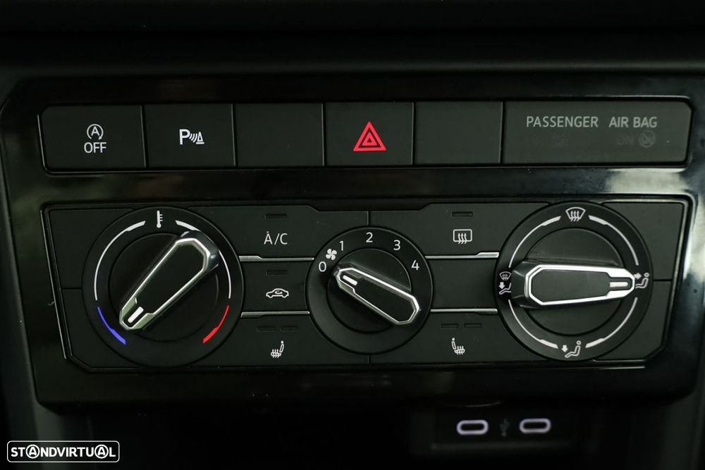 VW T-Cross 1.0 TSI Life - 12